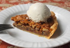 Chocolate Pecan Pie Recipe – Pecan Pie with Semi-Sweet Chocolate Chips