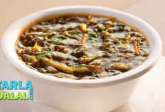 Hot and Sour Soup by Tarla Dalal