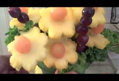 How to Make A Fruit Bouquet: Great Gift Idea