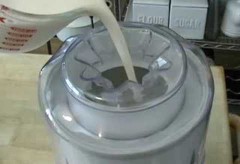 How to Make Vanilla Ice Cream