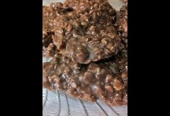 No Bake Cookies Recipe (Chocolate Oatmeal Peanut Butter)