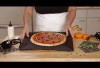 Ragú Halloween Recipe: Spider Web Pizza