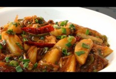 Schezwan Chilli Potatoes