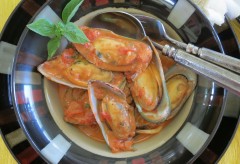 Mussel Recipe in Spicy Tomato Sauce — The Frugal Chef